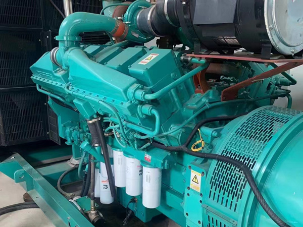 磐安更换100kW柴油发电机组机油时，需要注意哪些事项？